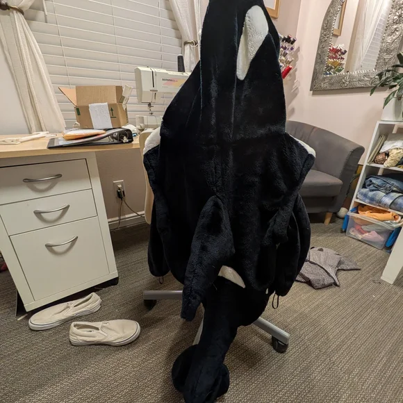 Black and White Orca Costume - Picture 7 of 7
